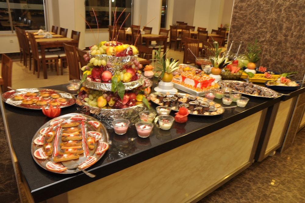 Grand Ati̇Lla Hotel Alanya Extérieur photo
