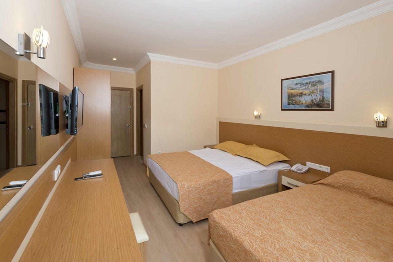 Grand Ati̇Lla Hotel Alanya Extérieur photo