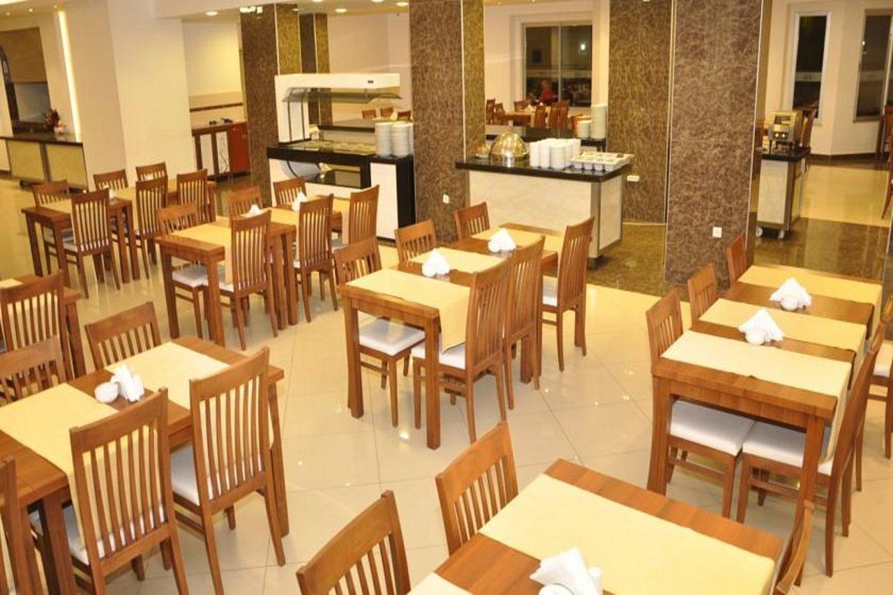 Grand Ati̇Lla Hotel Alanya Extérieur photo