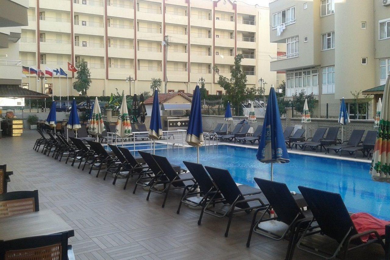 Grand Ati̇Lla Hotel Alanya Extérieur photo