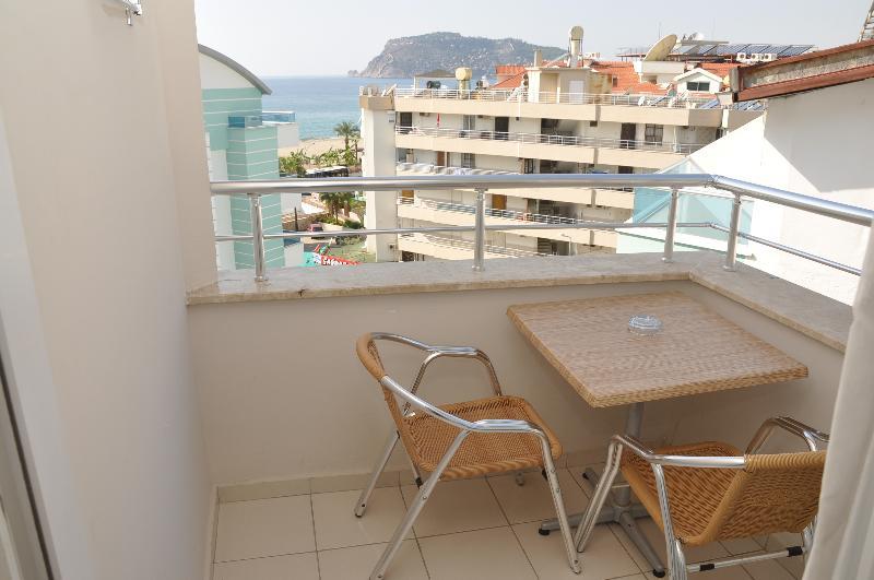 Grand Ati̇Lla Hotel Alanya Extérieur photo