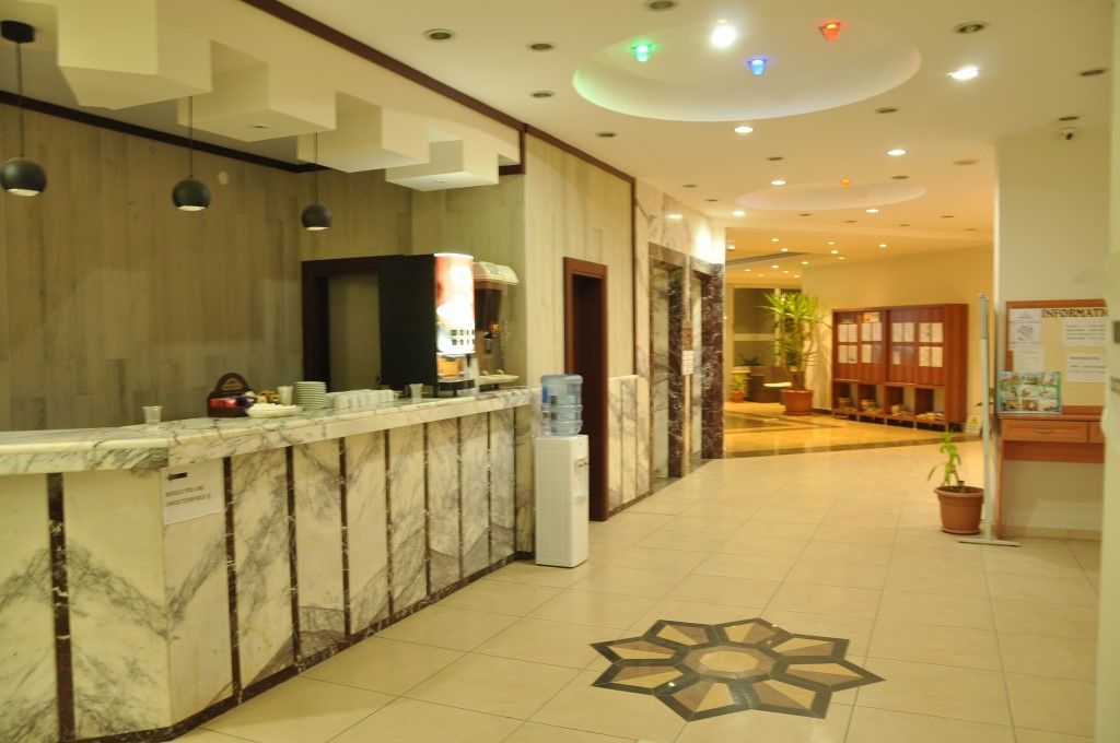 Grand Ati̇Lla Hotel Alanya Extérieur photo